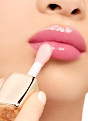 Guerlain KissKiss Bee Glow Oil 775 9,5ml Guerlain KissKiss Bee Glow Oil 775 9,5ml