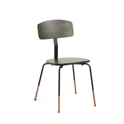 Milian stoel in essenfineer met stalen poten en goudkleurig detail