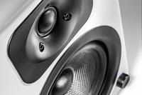 wavemaster TWO NEO soft white – luidsprekersysteem (60 Watt) met Bluetooth streaming, digitale poorten en IR-afstandsbediening actieve boxen gebruik voor TV/tablet/smartphone, mat wit (66366) - thumbnail