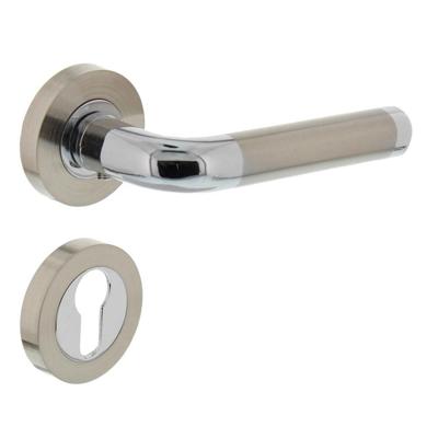 Deurkruk Agatha op rond rozet 7mm nokken met profielcilindergat plaatjes chroom/nikkel mat
