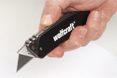 Wolfcraft Aluminium vrijetijdsmes | Intrekbaar mes | 1 stuk - 4124000 Wolfcraft Aluminium vrijetijdsmes | Intrekbaar mes | 1 stuk - 4124000