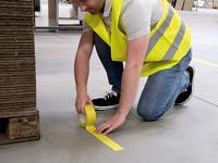 Durable 104404 durable markeringsband DURALINE Geel 33 m (l x b) 33 m x 50 mm - thumbnail