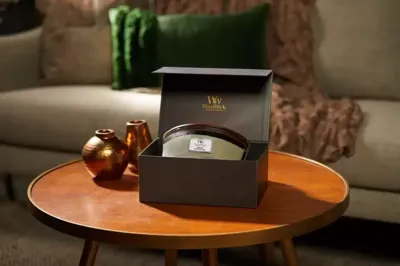 WoodWick Giftset Geurkaars Ellipse Fireside - Geurkaars in Glas - Houten Lont