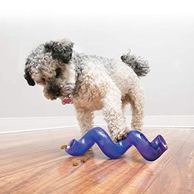 Kong Treat Spiral Stick L – 7,6 x 7,6 x 30,5 cm, gemengde kleuren