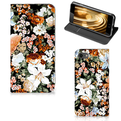 Smart Cover voor iPhone 7 | 8 | SE (2020) | SE (2022) Dark Flowers Smart Cover voor iPhone 7 | 8 | SE (2020) | SE (2022) Dark Flowers