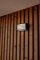 Buitenlamp zwart rooster &apos;Zebra&apos; vve e27 fitting gevel 22 cm - thumbnail