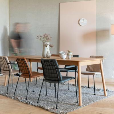 Zuiver Uitschuifbare Eettafel 'Glimps' Essenhout, 180-240 x 90cm, kleur Naturel Zuiver Uitschuifbare Eettafel 'Glimps' Essenhout, 180-240 x 90cm, kleur Naturel