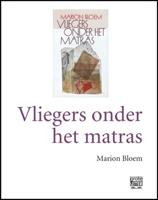 Vliegers onder het matras (grote letter) - POD editie - Marion Bloem - Paperback (9789029583978) - thumbnail