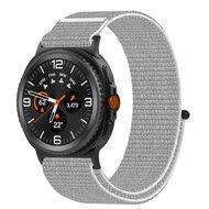 Sportloop nylon bandje - Lichtgrijs - Samsung Galaxy Watch 8 - 40mm / 44mm Sportloop nylon bandje - Lichtgrijs - Samsung Galaxy Watch 8 - 40mm / 44mm