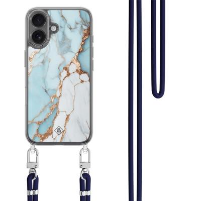 iPhone 17 hoesje met donkerblauw koord - Marmer lichtblauw