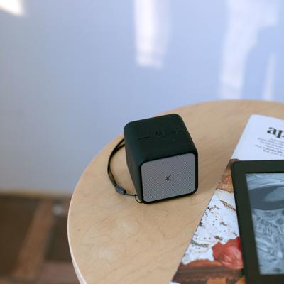 Draadloze luidspreker met Bluetooth Kubic Box KSIX BIG-S1904069 300 mAh 5W Zwart Bluetooth luidspreker