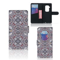 Motorola One Zoom Bookcase Flower Tiles - thumbnail