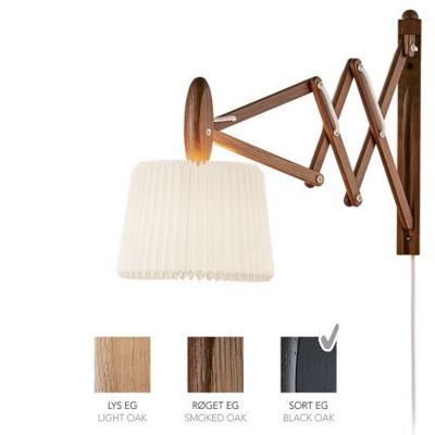 LE KLINT Sax 223-120S Wandlamp - Zwart eiken met standaard kap - Wit LE KLINT Sax 223-120S Wandlamp - Zwart eiken met standaard kap - Wit