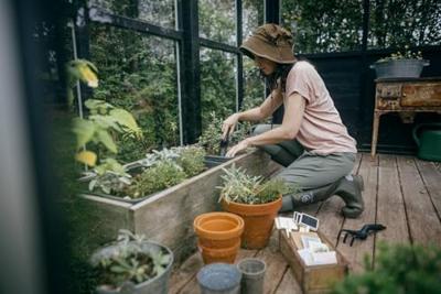 Fiskars Solid plantschepje - thumbnail