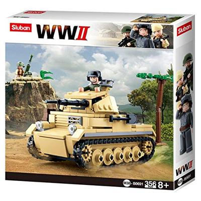 Sluban WWII - German light tank (M38-B0691) Sluban WWII - German light tank (M38-B0691)