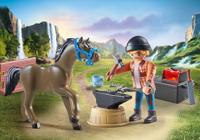 Playmobil® Horses of waterfall 71357 hoefsmid Ben en Achilles - thumbnail