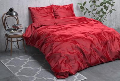 RoyalTextile - Beauty Skin Care Dekbedovertrek Micropercal - Rood - 240 x 220 RoyalTextile - Beauty Skin Care Dekbedovertrek Micropercal - Rood - 240 x 220