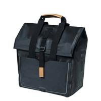 Basil urban dry shopper - waterdichte fietsshopper, vegan leather details, verstelbare sluiting, reflectie, mat zwart - thumbnail
