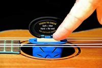 MusicNomad MN302 The Humilele Ukulele Humidifier bevochtiger voor ukelele - thumbnail