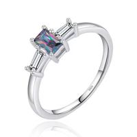 Elenza Sterling .925 Zilveren Ring met Vierkante Regenboogsteen en Zirkonia-17mm - thumbnail