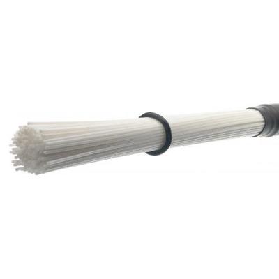 Stagg SBRU10-WN nylon brushes met houten greep