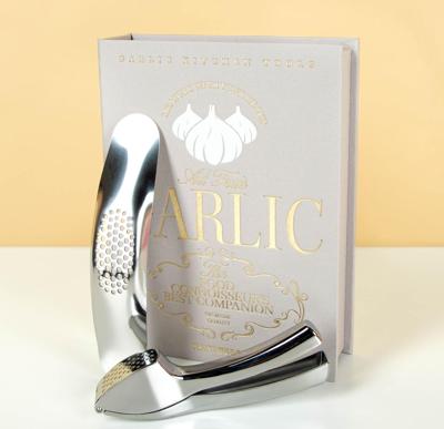 Essentials boek met knoflook tools