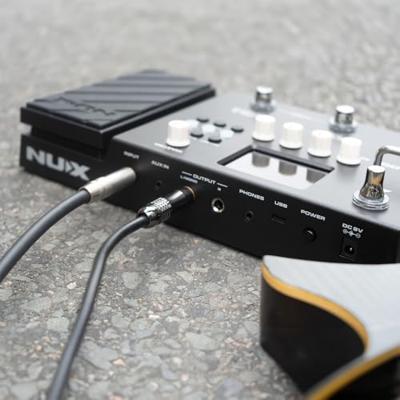 NUX MG-400 multi-effectpedaal