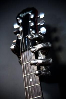 GuitarGrip Male Hand Silver Left gitaarhanger GuitarGrip Male Hand Silver Left gitaarhanger