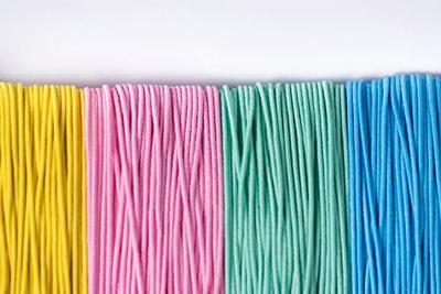 Folia elastiek touw, 5 m, pak van 4 stuks in geassorteerde pastelkleuren