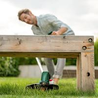 Bosch Home and Garden UniversalGrassCut 18V-260 Grastrimmer Accu Incl. accu, Incl. oplader 18 V 2 Ah Snijbreedte max.: 26 cm - thumbnail