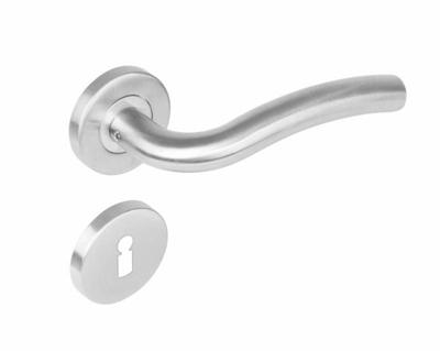 Deurkruk 1275 Lisa op rond rozet staal met 7mm nok met sleutelgat plaatjes RVS Deurkruk 1275 Lisa op rond rozet staal met 7mm nok met sleutelgat plaatjes RVS