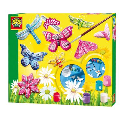 SES vlinders gieten en schilderen SES vlinders gieten en schilderen