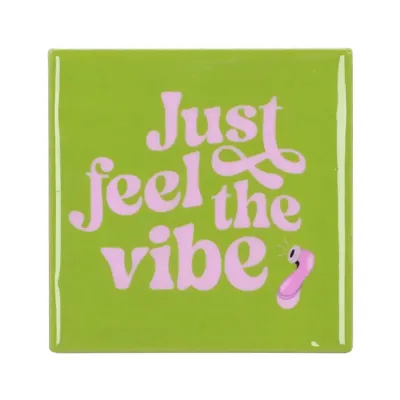 Daan Kromhout Design tegeltje keramiek just feel the vibe 10x10cm green
