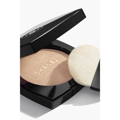 Chanel Poudre Lumiere Highlighting Powder 10 Ivory Gold Highlighter 8.5 g Dames Chanel Poudre Lumiere Highlighting Powder 10 Ivory Gold Highlighter 8.5 g Dames