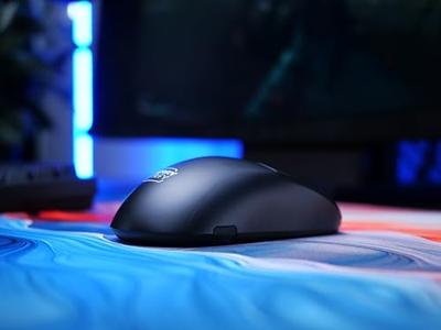 CHERRY XTRFY M68 Pro Zwart Symmetrische Draadloze 8K Gaming muis
