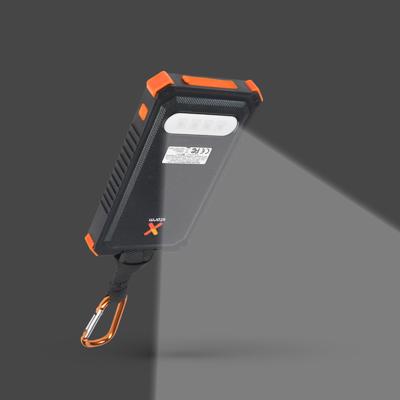 Xtorm XR103 - Xtreme Solar Powerbank 10.5W - 5.000 mAh - thumbnail