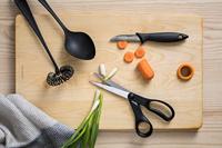 Fiskars Essential Universele Schaar | 21 cm | - 1023817 - thumbnail