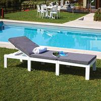 Ligbed met kussen kunststof wit - thumbnail