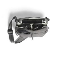 Moment Everything Sling 4L - Navy - thumbnail