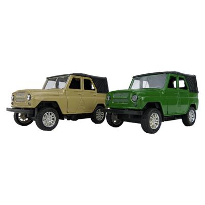 Jeep groen of beige frictie 1:32 z.licht