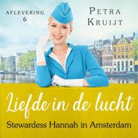 Stewardess Hannah in Amsterdam - thumbnail
