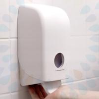 Kleenex navulling voor zeepdispenser Aquarius, parfum floral, flacon van 1 liter - thumbnail