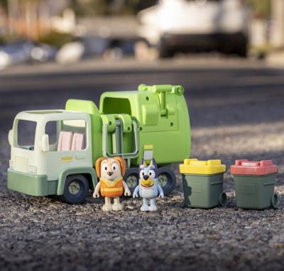 Moose Toys Bluey vuilniswagen met speelfiguren Moose Toys Bluey vuilniswagen met speelfiguren