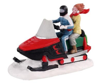 Lemax off trail adventurers kerstdorp figuur type 4 2021