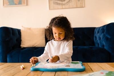 NATHAN - Getekende eerste tekeningen - Creatieve hobby's voor 2 jaar oud