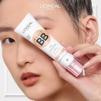 L’Oréal Paris Make-Up Designer BB C'est Magic BB Cream - 03 Medium Light Gekleurde Dagcrème met Hydraterend Vijg-extract, Antioxidanten en SPF 20 - 30 ml - thumbnail