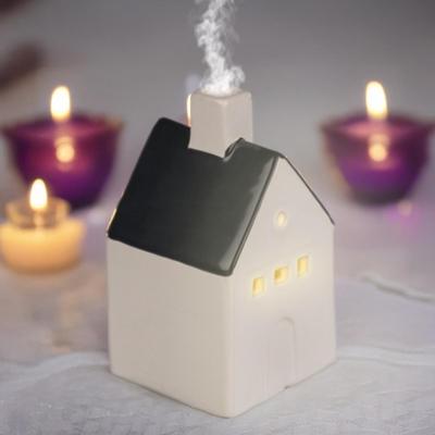 Keramieken huisje voor theelichtjes/wierookkegels