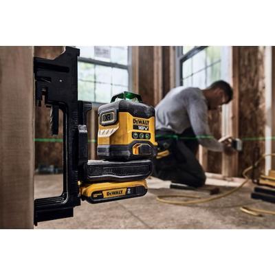 DeWALT DCLE34031N 3x360° Compacte kruislijnlaser groen 18V XR Basic Body in koffer - thumbnail