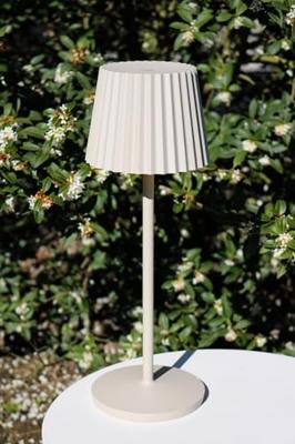 Lucide JUSTINE - Oplaadbare Tafellamp Binnen/Buiten - Accu/Batterij - LED Dimb. - 1x2W 2700K - IP54 - Met draadloos oplaadstation - Beige