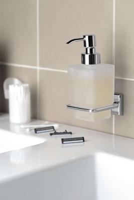 Zeepdispenser Sapho Colorado Hangend 250 ML Chroom / Satijnglas